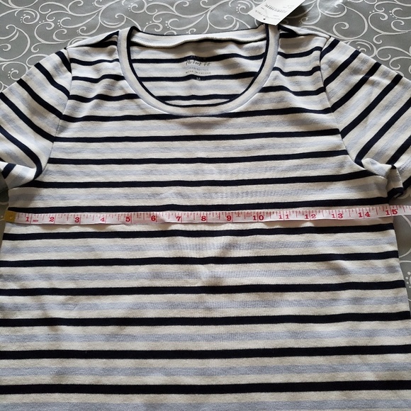JCREW PERFECT FIT T-SHIRT SIZE M - Picture 4 of 8
